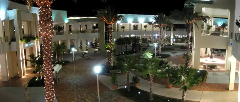 Main court at Downtown at the Gardens in Palm Beach Gardens